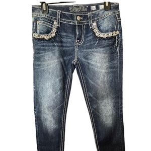 Miss Me Mid Rise Embroidered Jeans 26 NWOT
